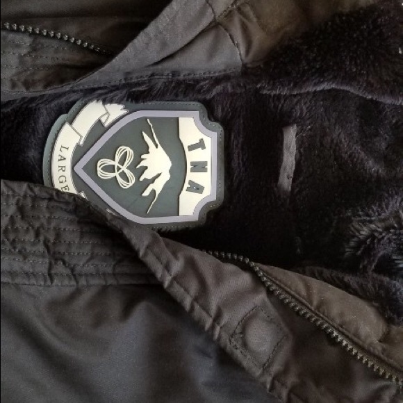 Tna winter jacket - Picture 3 of 5